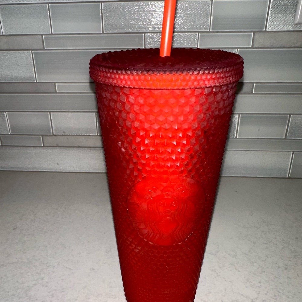 NWT Starbucks Matte Red Studded Holiday Tumbler w/ Straw Cup 24 Oz